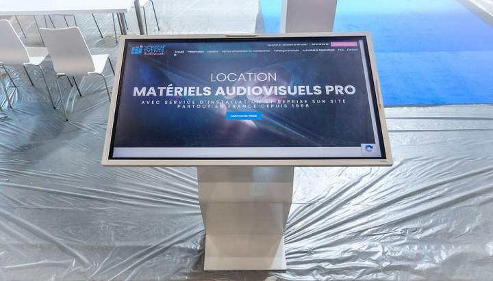 Location de bornes et de totems tactiles France